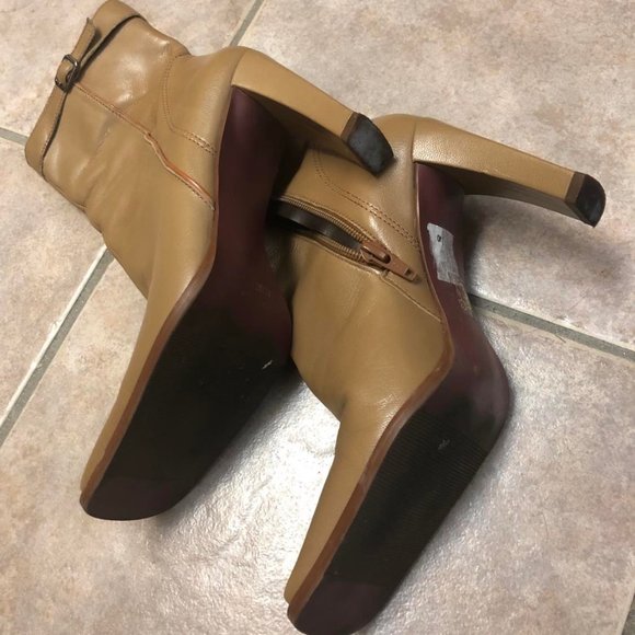 Nine West Beige Booties. Great Condition - Picture 4 of 4